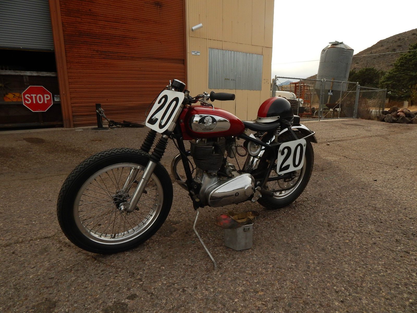1958-indian-westerner-factory-race-bike-500cc-royal-enfield-1-of-20-produced-2.JPG