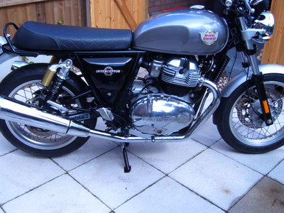 S3700580.JPG