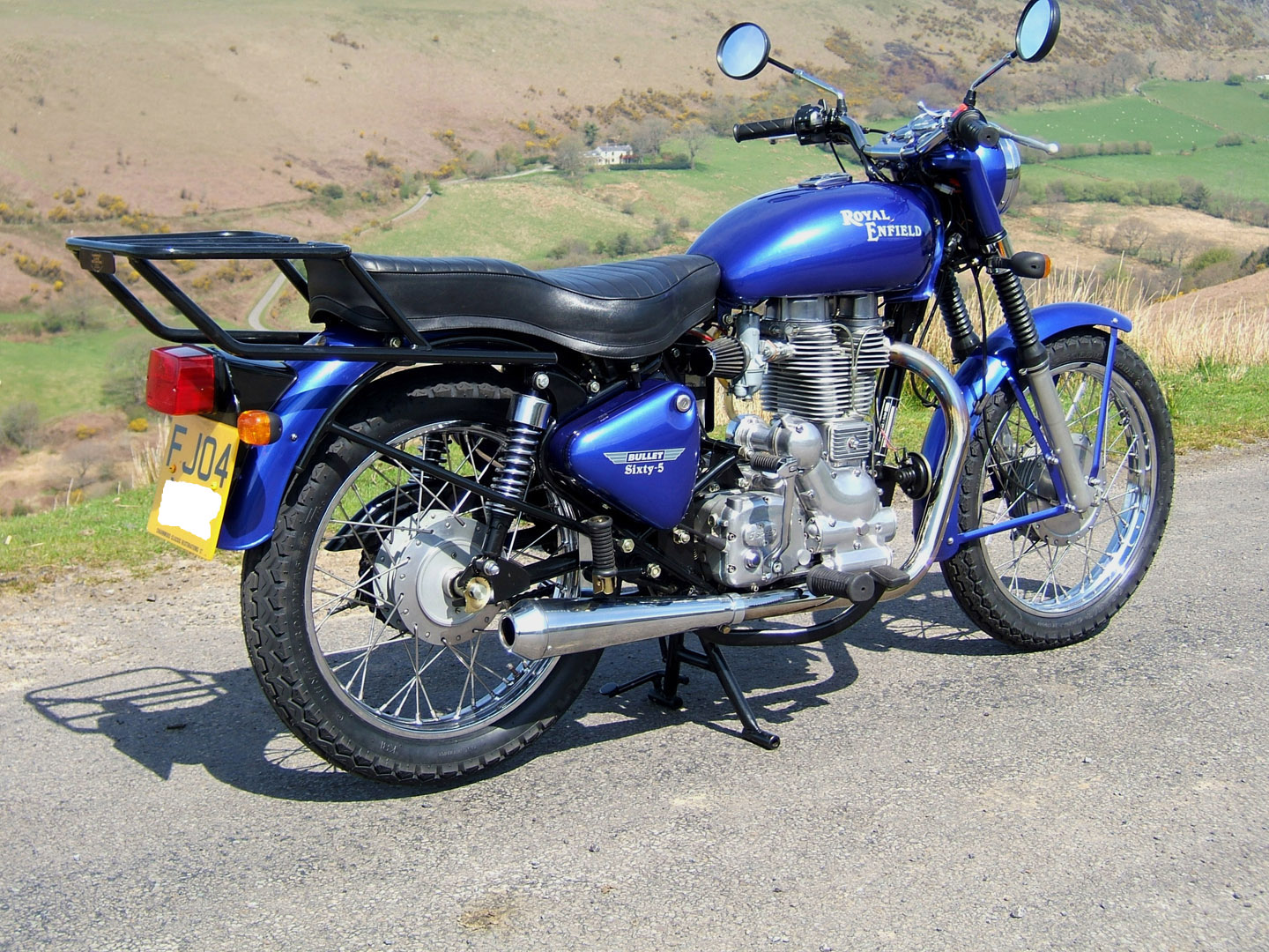 Enfield Bullet 612aa - Copy.jpg